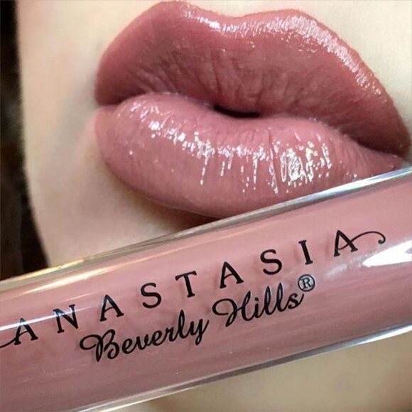Anastasia Beverly Hills Liquid Lipstick in Kristen - Picture 6 of 12